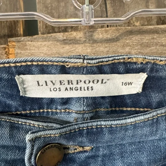 Liverpool Women's Faded Blue Straight Leg Jeans - Picture 3 of 3